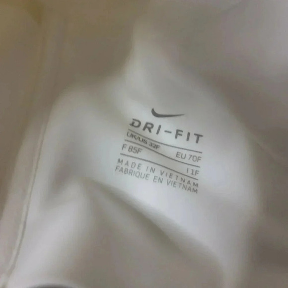 Nike Rival Plus Size Sports Bra cut out 32F Ultimate High Support White women's - Picture 6 of 9